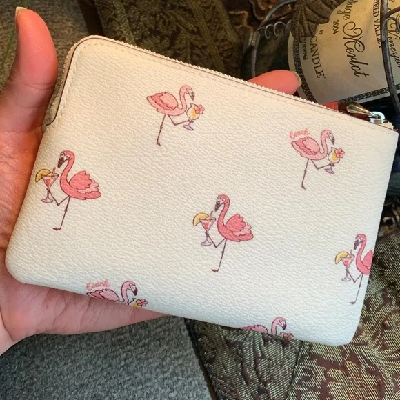 Authentic COACH Coated canvas /Smooth leather FLAMINGO top zip wristlet - Picture 3 of 9